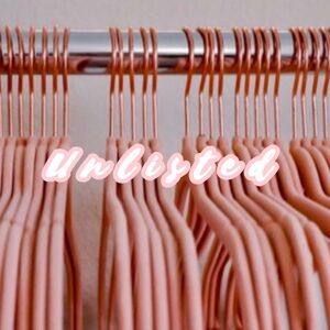 Rose Gold Hangers Set